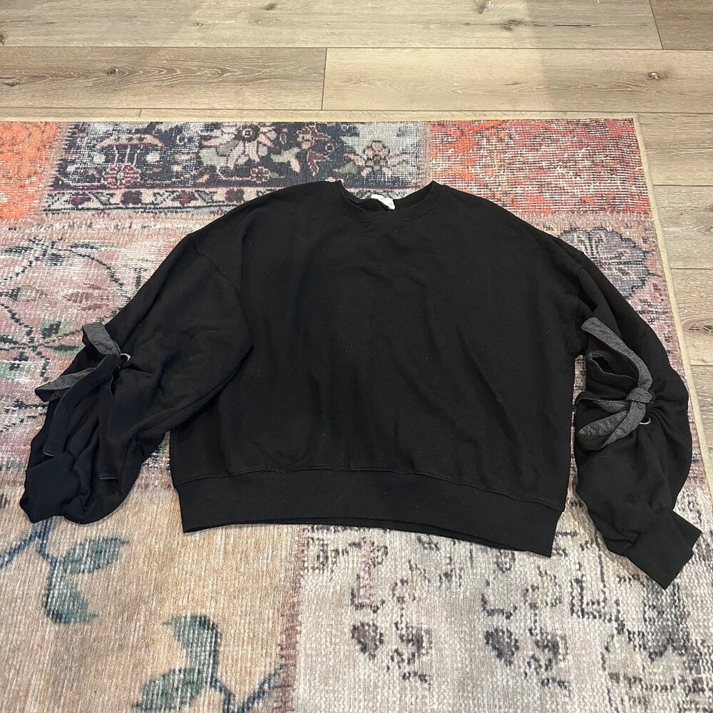 Black Tie Sleeve Sweatshirt